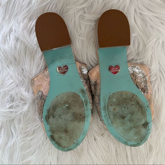 Betsy Johnson SR-Ryder blush sequins embroidered lucite block heel slides 7.5 - Picture 11 of 13